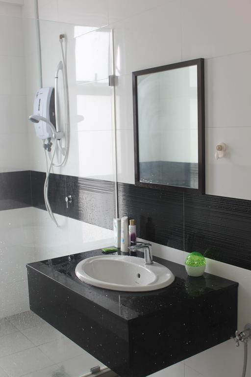 Studio At Mansion One Джорджтаун Номер фото